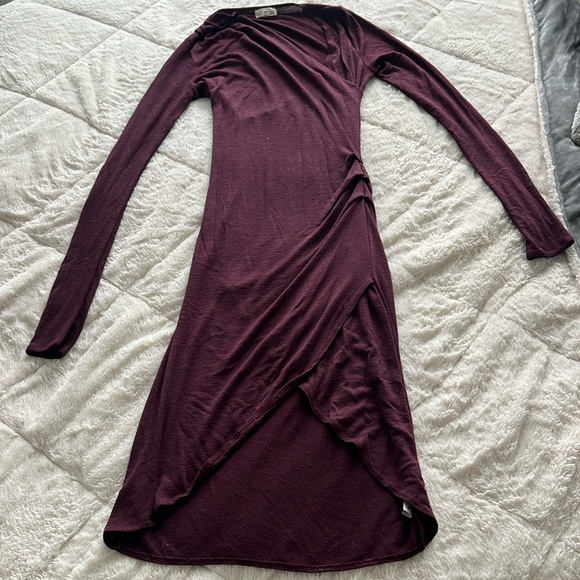 Size S, Aritzia (Wilfred), Wine Red, Bodycon - Picture 1 of 4